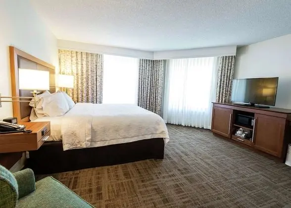 Oda, 1 En Büyük (King) Boy Yatak, Sigara İçilmez, Havuz Manzaralı
