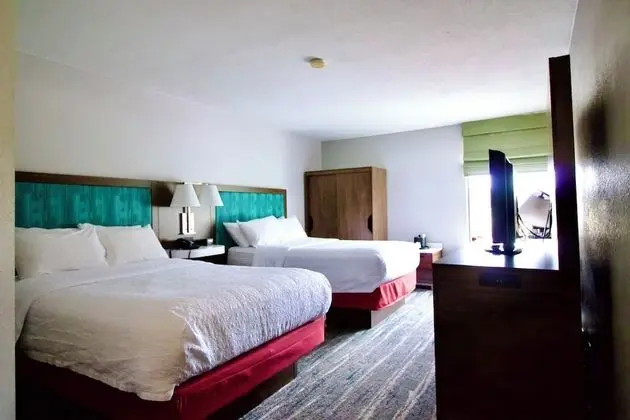 Oda, 2 Çift Kişilik Yatak, Sigara İçilmez