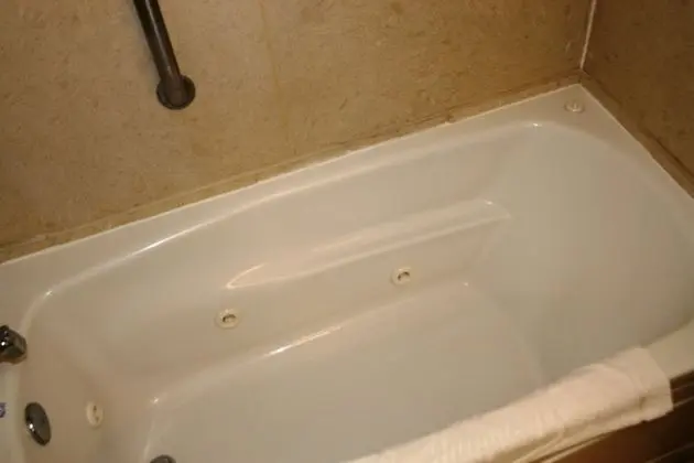 Oda, 1 En Büyük (King) Boy Yatak ve Çekyat, Sigara İçilmez, Buzdolabı ve Mikrodalga