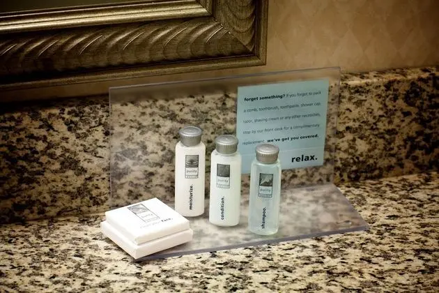 Oda, 2 Büyük (Queen) Boy Yatak, Engellilere Uygun, Sigara İçilmez