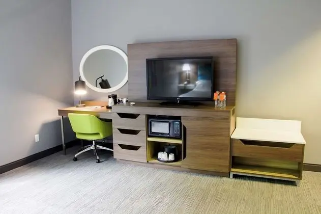 İki Queen-Size Yataklı Oda (Sigara İçilmez)