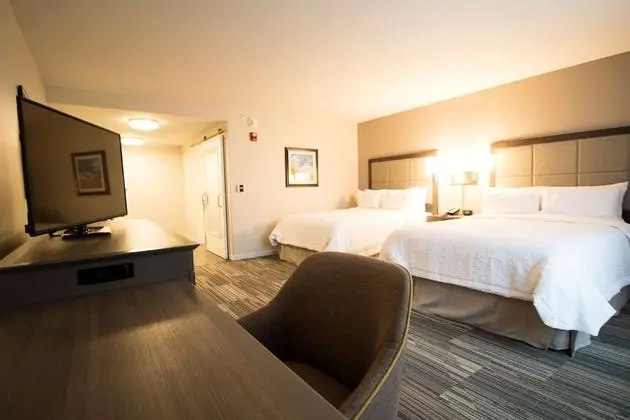 Oda, 2 Büyük (Queen) Boy Yatak, Sigara İçilmez