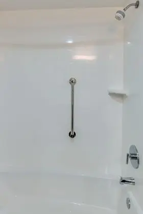 Oda, 2 Büyük (Queen) Boy Yatak, Sigara İçilmez
