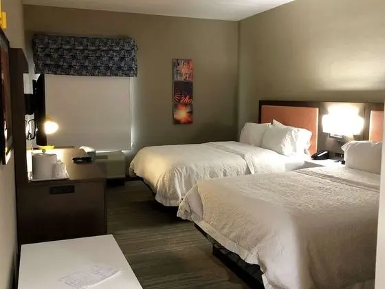 Oda, 2 Büyük (Queen) Boy Yatak, Sigara İçilmez