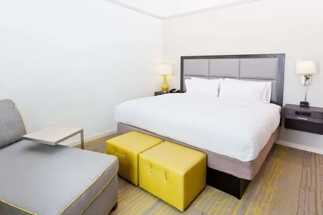 Oda, 1 En Büyük (King) Boy Yatak, Buzdolabı