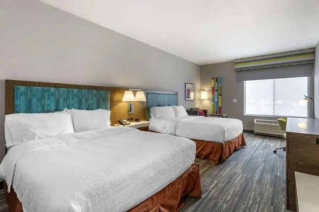 Oda, 2 Büyük (Queen) Boy Yatak, Engellilere Uygun, Küvet