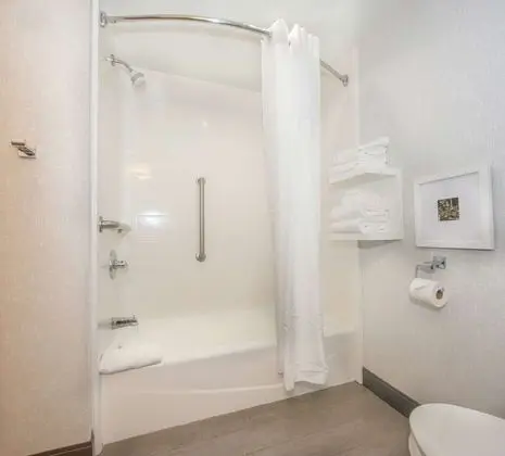 Oda, 1 En Büyük (King) Boy Yatak ve Çekyat, Sigara İçilmez (Study)