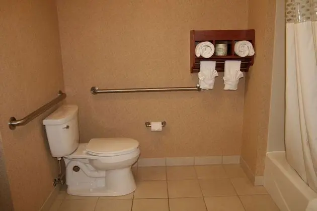 İki Queen-Size Yataklı Oda (Sigara İçilmez)