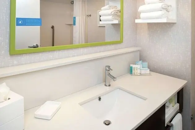 Oda, 2 Büyük (Queen) Boy Yatak, Sigara İçilmez