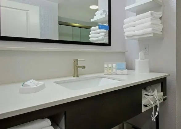 Bir King-Size Yataklı Oda (Sigara İçilmez)