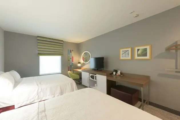 Oda, 2 Büyük (Queen) Boy Yatak, Sigara İçilmez, Buzdolabı ve Mikrodalga