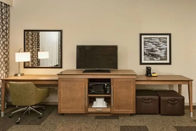 Oda, 2 Büyük (Queen) Boy Yatak, Engellilere Uygun, Küvet