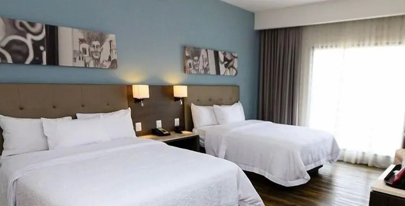 Oda, 2 Çift Kişilik Yatak, Sigara İçilmez, Buzdolabı