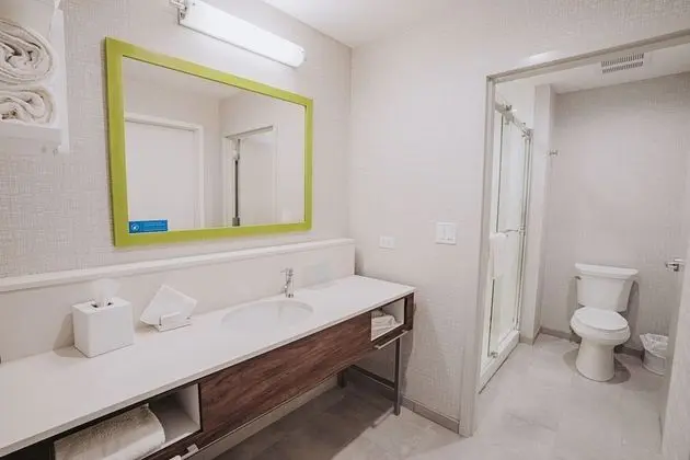 Stüdyo, 1 En Büyük (King) Boy Yatak, Buzdolabı ve Mikrodalga (Wet bar)