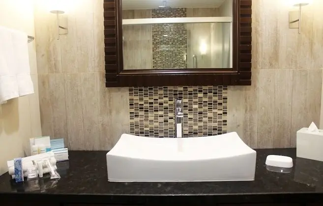 King Suite, Oda