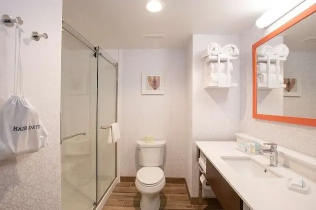 Oda, 1 En Büyük (King) Boy Yatak, Mikrodalga (Spa Shower)