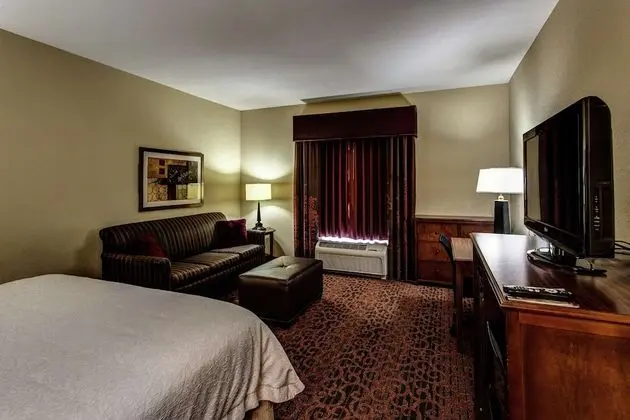 Bir En Büyük (King) Boy Yataklı, Sigara İçilmeyen, Engellilere Uygun