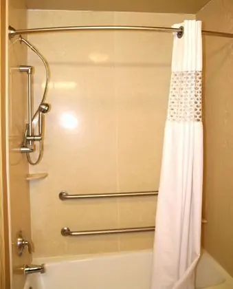 İki Büyük (Queen) Boy Yataklı, Sigara İçilmeyen, Engellilere Uygun