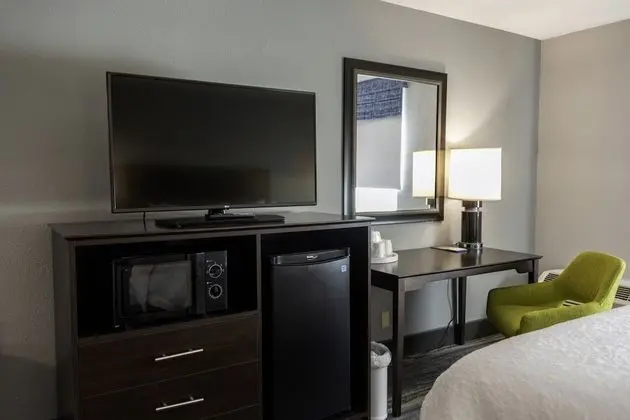 Bir King-Size Yataklı Oda (Sigara İçilmez)