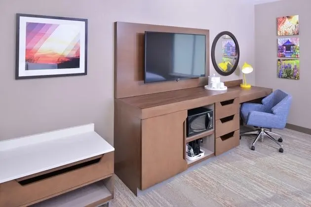 Oda, 2 Büyük (Queen) Boy Yatak, Engellilere Uygun