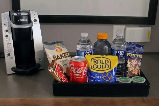 Oda, 2 Çift Kişilik Yatak, Sigara İçilmez (Drinks & Snacks)