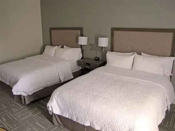 Oda, 2 Büyük (Queen) Boy Yatak, Sigara İçilmez