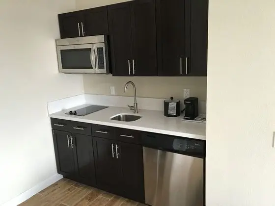 Süit, 1 En Büyük (King) Boy Yatak, Sigara İçilmez