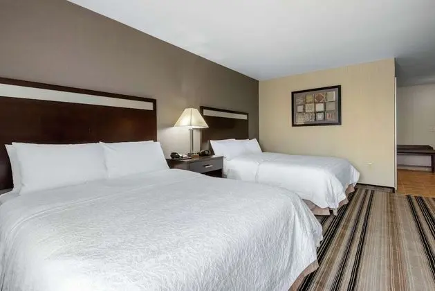 Oda, 2 Büyük (Queen) Boy Yatak, Engellilere Uygun, Sigara İçilmez