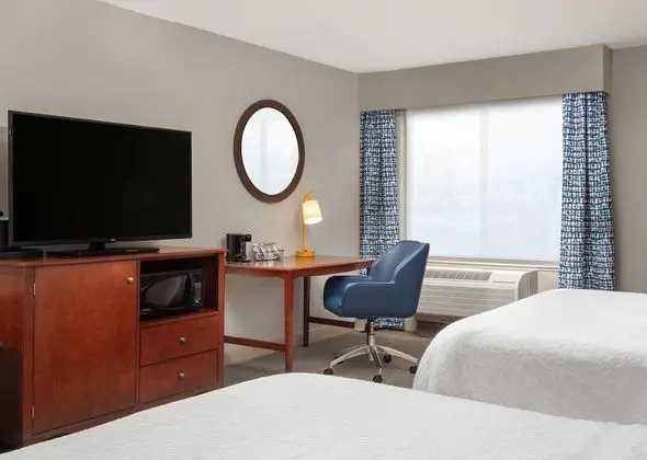Oda, 2 Büyük (Queen) Boy Yatak, Sigara İçilmez
