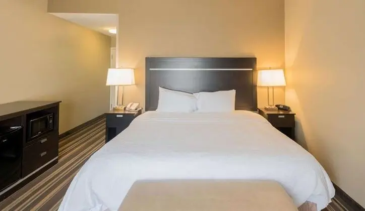 Oda, 1 En Büyük (King) Boy Yatak, Engellilere Uygun