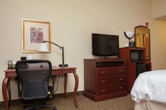 Oda, 1 En Büyük (King) Boy Yatak, Engellilere Uygun, Sigara İçilmez