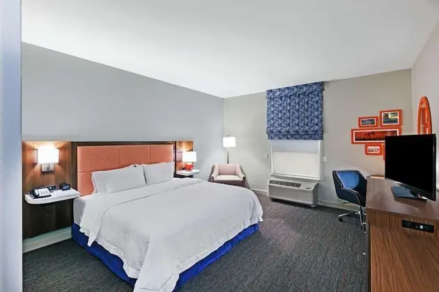 Oda, 1 En Büyük (King) Boy Yatak, Engellilere Uygun, Küvet