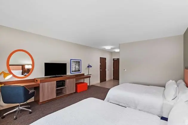 Oda, 2 Büyük (Queen) Boy Yatak, Küvet