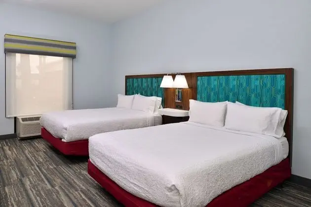 Oda, 2 Büyük (Queen) Boy Yatak, Sigara İçilmez