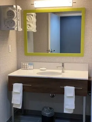 Oda, 2 Büyük (Queen) Boy Yatak, Sigara İçilmez