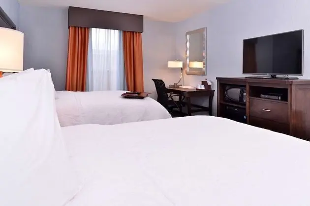 Oda, 2 Büyük (Queen) Boy Yatak, Engellilere Uygun