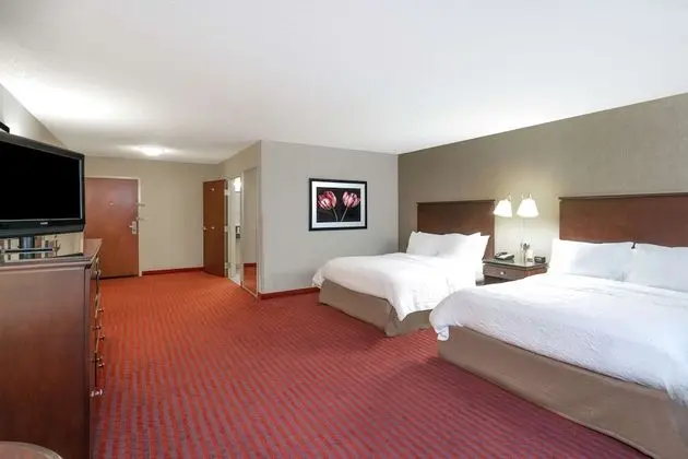 Classic Oda, 2 Büyük (Queen) Boy Yatak, Engellilere Uygun, Küvet