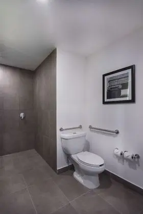 Oda, 1 Büyük (Queen) Boy Yatak, Şehir Manzaralı