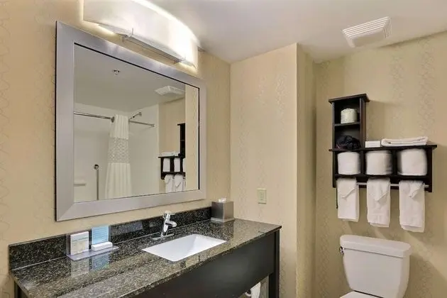 Bir King-Size Yataklı Oda (Sigara İçilmez)