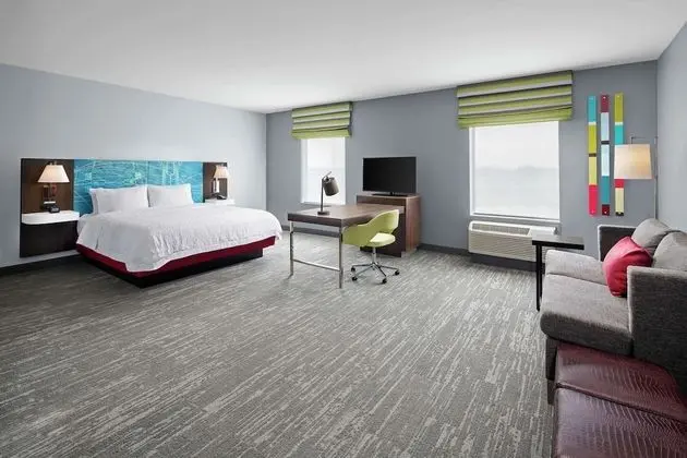 Stüdyo, 1 En Büyük (King) Boy Yatak, Buzdolabı ve Mikrodalga (Wet Bar)