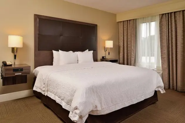 Süit, 1 En Büyük (King) Boy Yatak, Sigara İçilmez