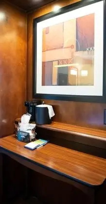 Oda, 1 En Büyük (King) Boy Yatak, Engellilere Uygun, Sigara İçilmez