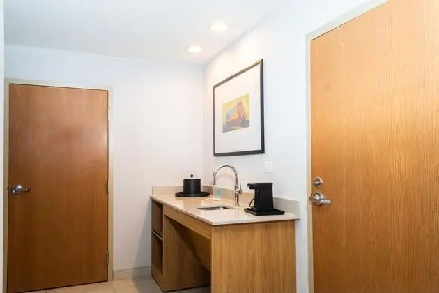 Minibar