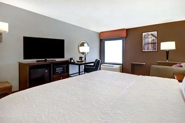 King Standard Room