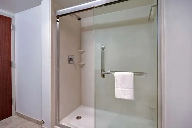 King Standard Room