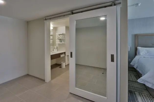 Oda, 1 En Büyük (King) Boy Yatak ve Çekyat, Sigara İçilmez