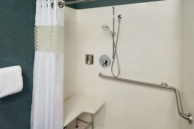 Stüdyo, Engellilere Uygun, Sigara İçilmez