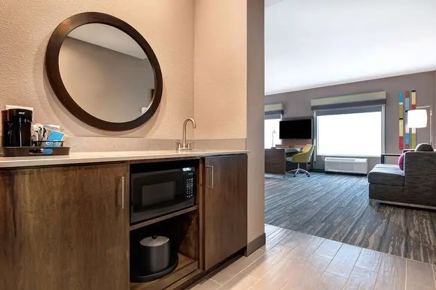 Stüdyo, 1 En Büyük (King) Boy Yatak, Buzdolabı ve Mikrodalga (Wet bar)