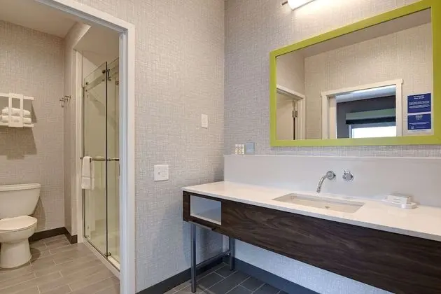 Stüdyo, 1 En Büyük (King) Boy Yatak, Buzdolabı ve Mikrodalga (Wet bar)