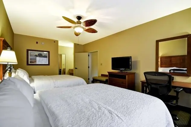 One Bedroom Suite, 2 Queen Beds with Kitchen